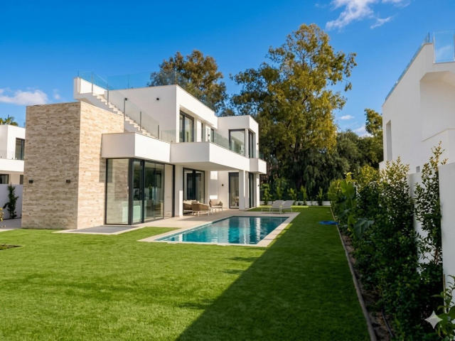 Villa for sale, Estepona