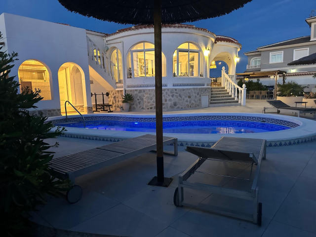 Villa in vendita, Torrevieja