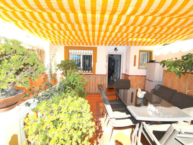 Szeregowiec na sprzedaż, Marbella