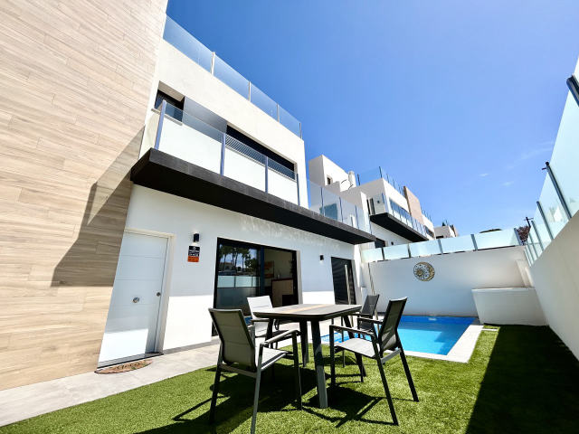Villa til salg, Villamartin