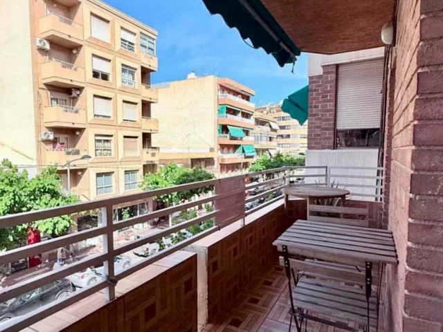 Lejlighed til salg, Alicante