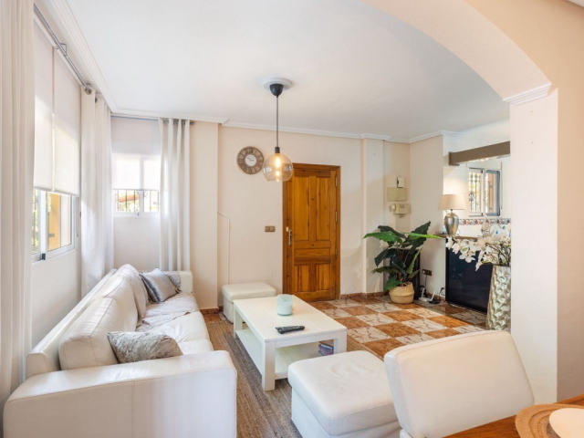 Moradia geminada para venda, Orihuela