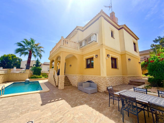 Villa for sale, Orihuela Costa
