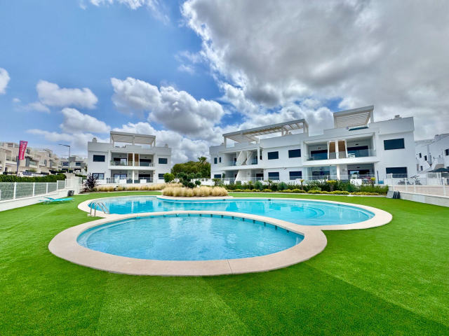 Penthouse for sale, Los balcones, Torrevieja