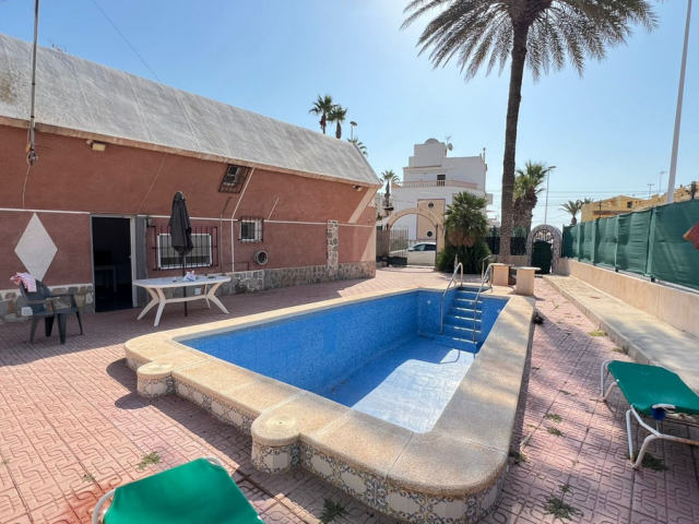 Вилла на продажу, Torrevieja
