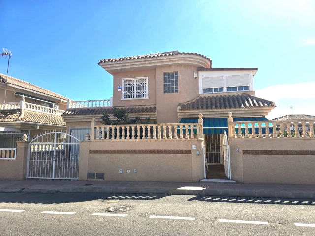 Villa for sale, Los Balcones - Los Altos del Edén, Torrevieja