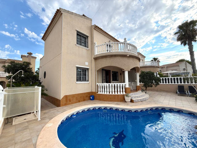 Moradia para venda, Orihuela Costa