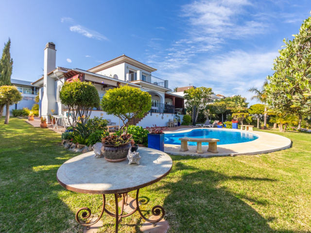 Villa for sale, Manilva