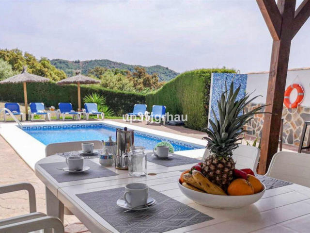 Villa for sale, Benarrabá