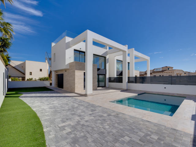 Вілла на продаж, Torrevieja