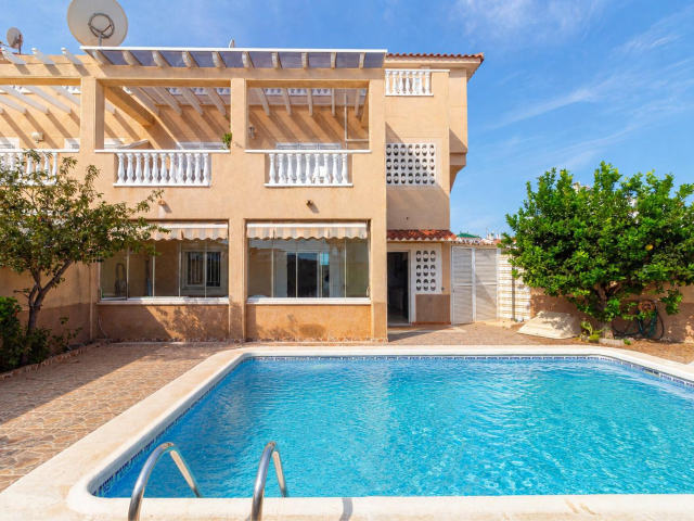 Bungalow for sale, Punta Prima, Orihuela Costa