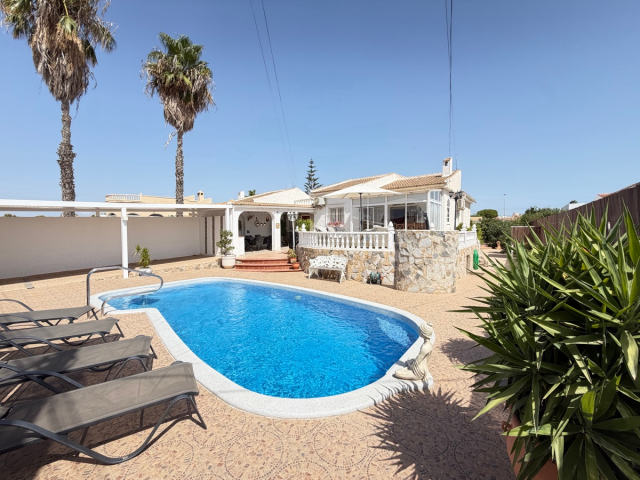 Willa na sprzedaż, San luis, Torrevieja