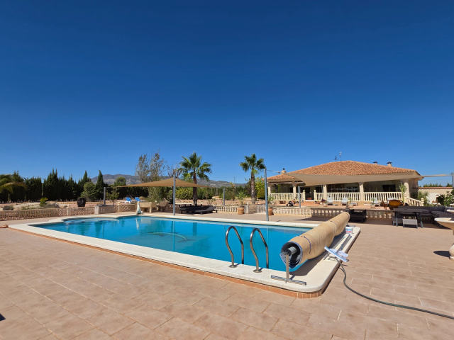 Villa for sale, Pinoso