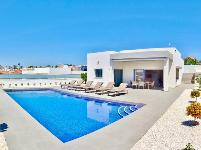 Villa for sale, Rafal