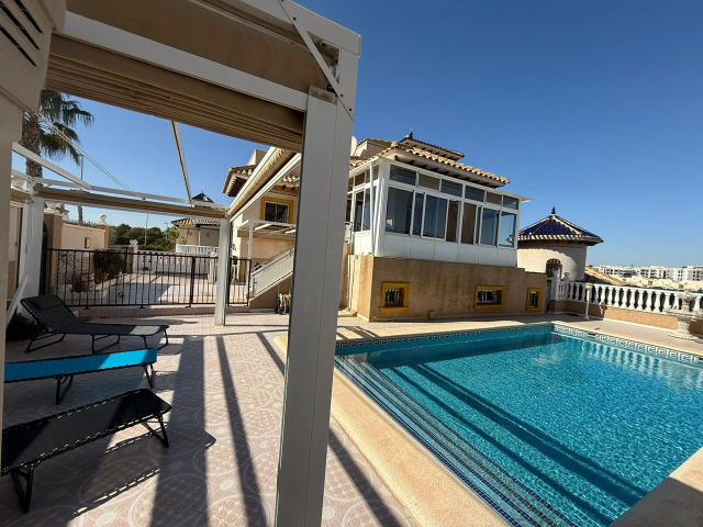 Villa en venta, Orihuela Costa
