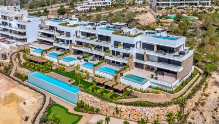 2 bedroom Apartment in Limonero at Las Colinas Golf and Country Club